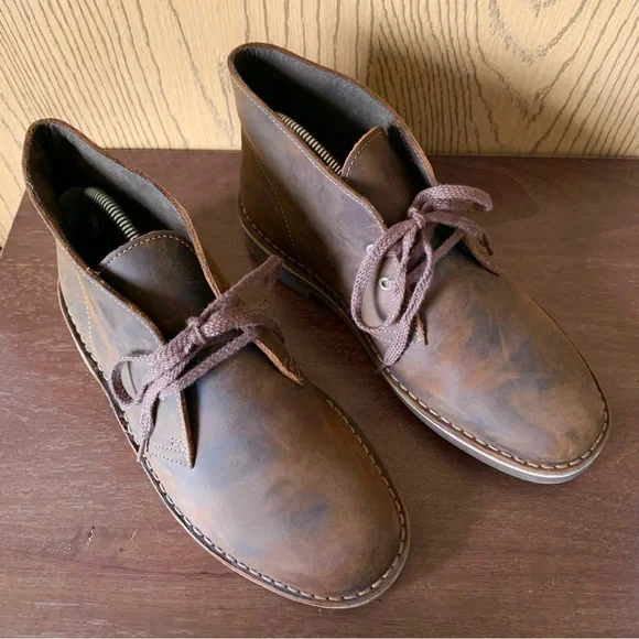 Clark’s Classic Leather Medium Brown Grain Men’s Chukka Boots 7 - Picture 6 of 11